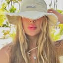 Канал loveeeeeee.story в Telegram